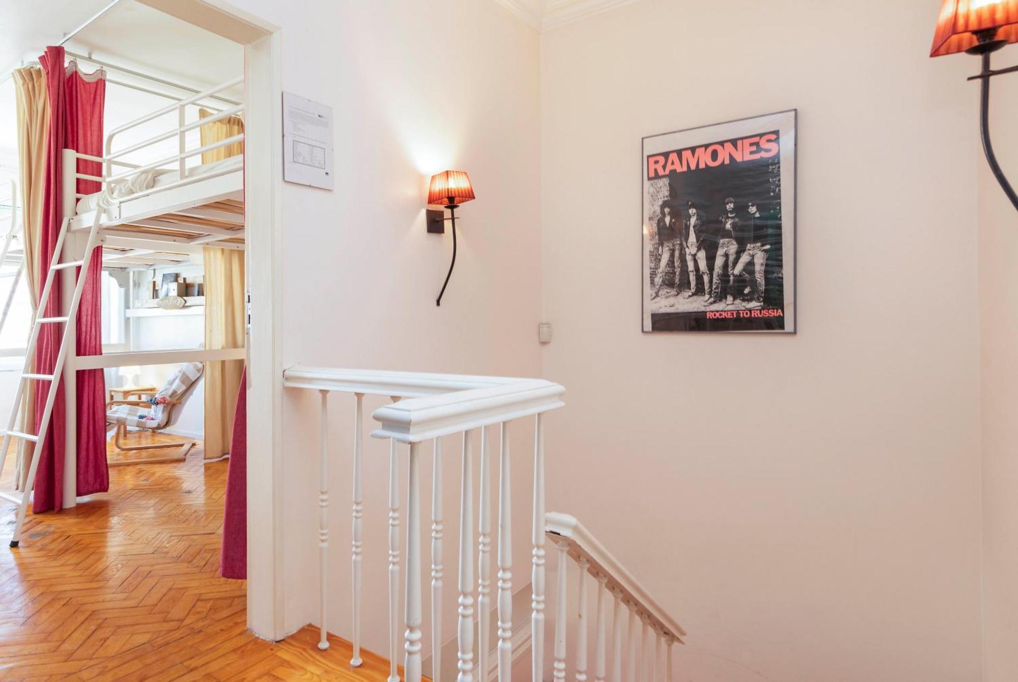 Nesha Guesthouse Lisboa Dış mekan fotoğraf